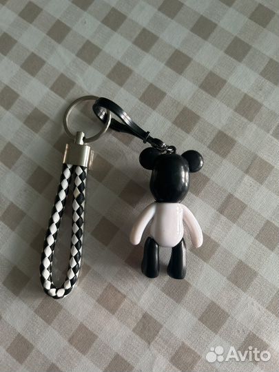 Брелок на сумку
