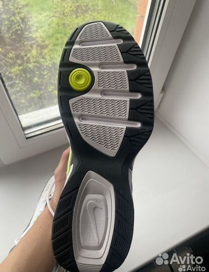 Кроссовки Nike Air Monarch V