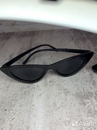 Солнечные очки женские