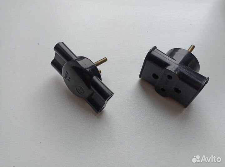 Тройники карболитовые