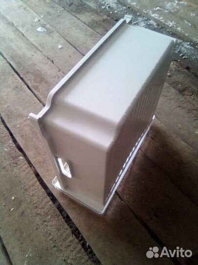 Ящики от морозильника холодильника