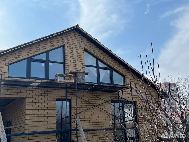 Кладка кирпича / Каменщики