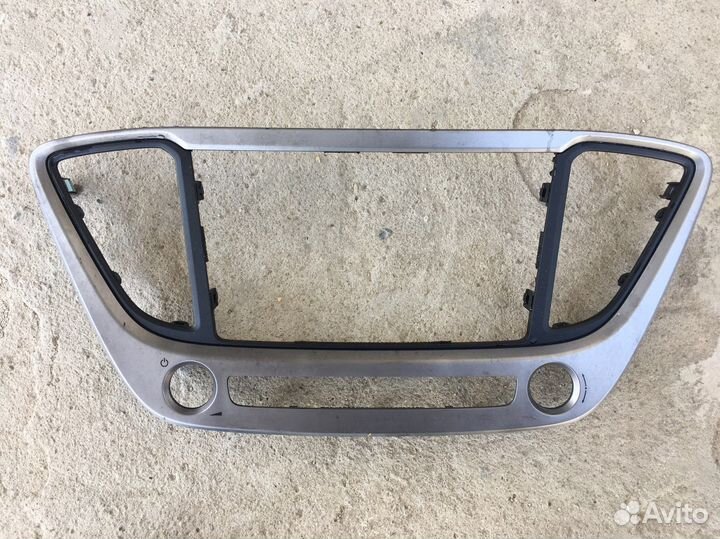 Рамка магнитолы hyundai solaris 2