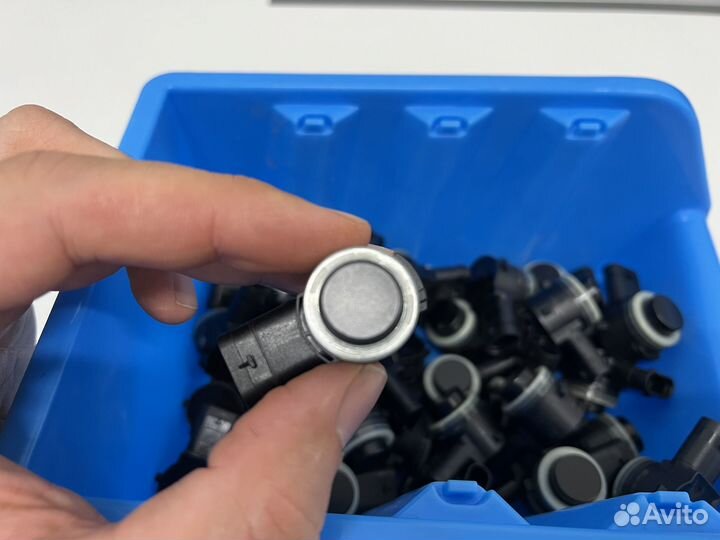 Датчики парковки (парктроники) новые оригинал VAG