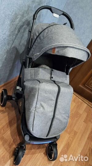 Коляска прогулочная Dearest 819