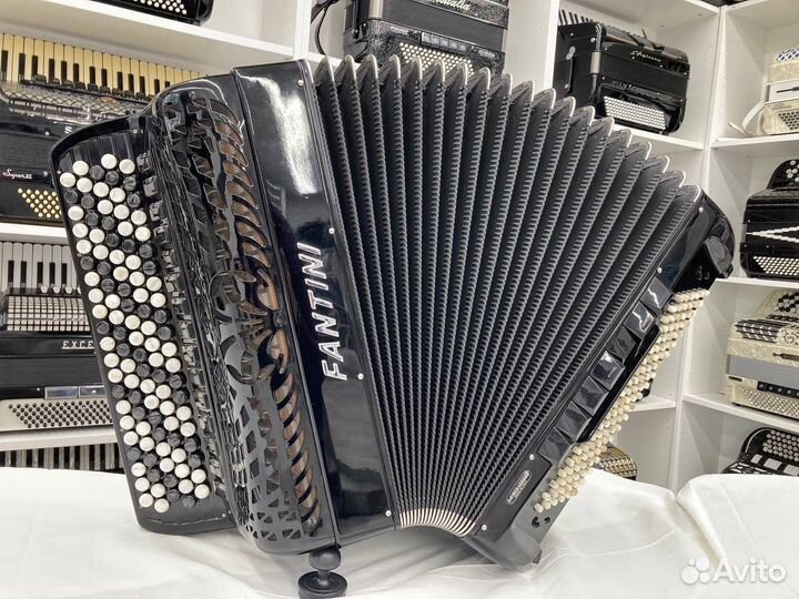 Баян Fantini готово-выборный