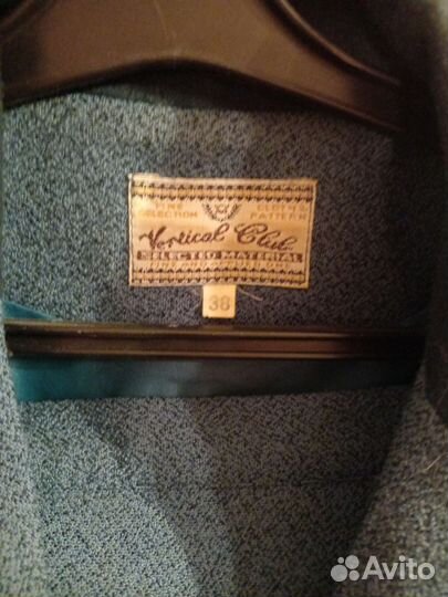 Костюм женский, пиджак с юбкой