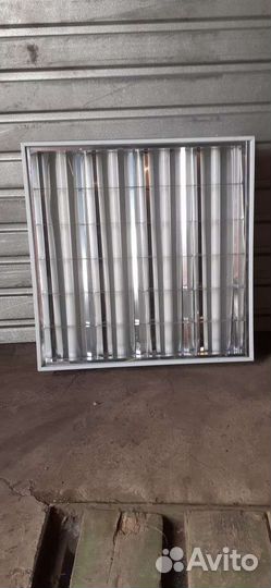 Светильник потолочный