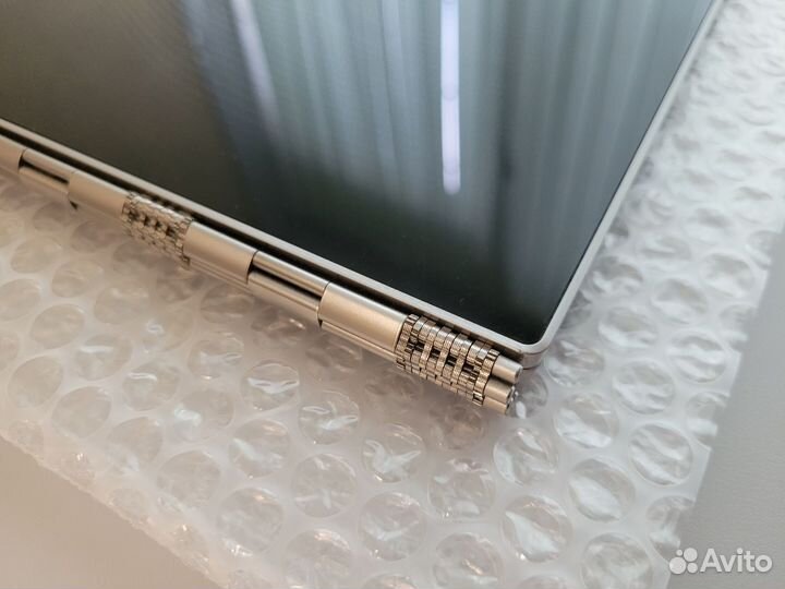 Запчасти ноутбука Lenovo Yoga 920-13IKB Glass