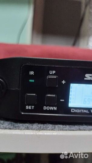 Радиомикрофон Shure glxd 4