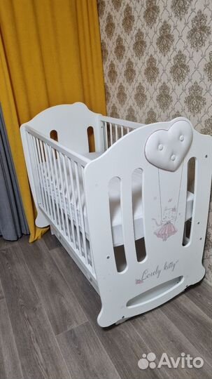 Детская кроватка