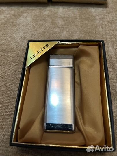 Зажигалка газовая