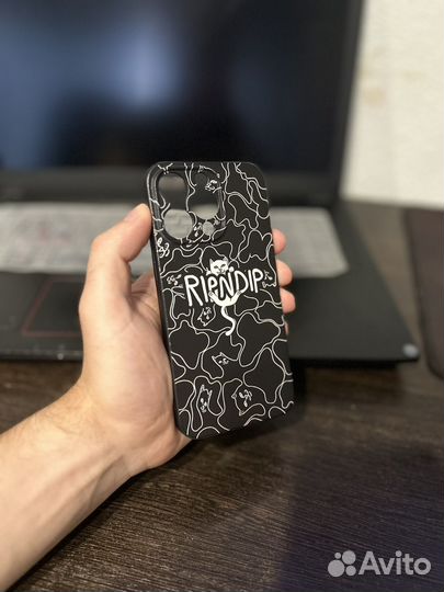 Чечол на iPhone 13 pro rip and dip