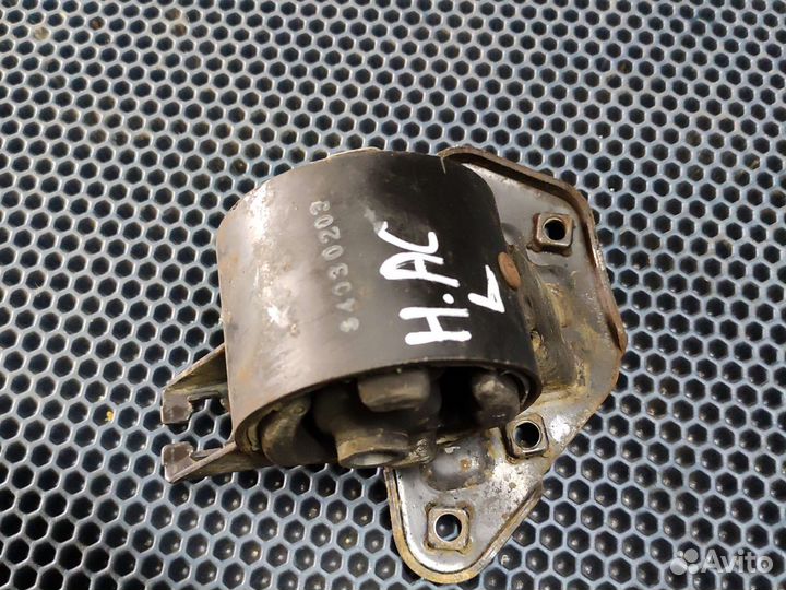 Подушка двигателя левая Hyundai accent