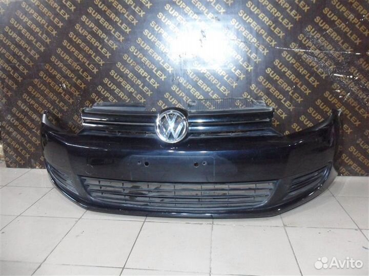 Бампер передний 1K9807221 Volkswagen Golf 6