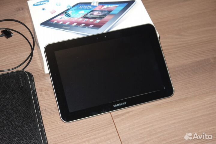 Планшет Samsung Galaxy Tab 8.9 P7300