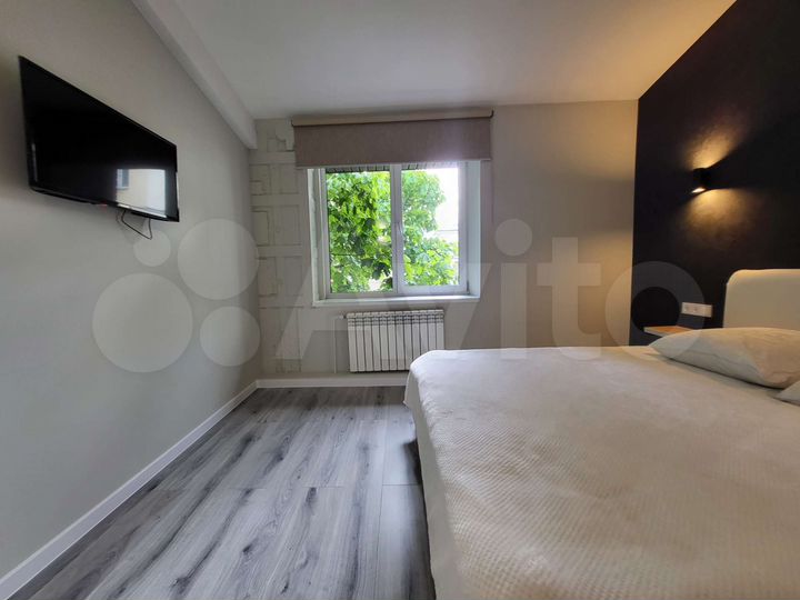 2-к. квартира, 50 м², 3/3 эт.