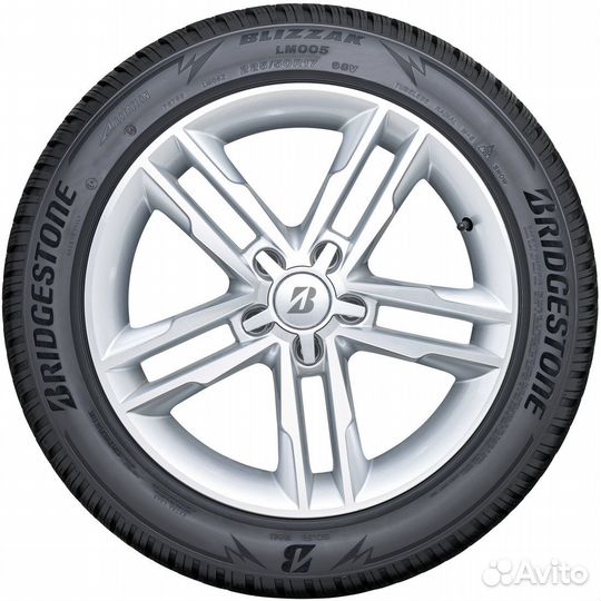 Bridgestone Blizzak LM-005 295/40 R20 110V