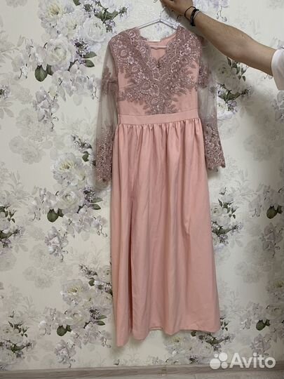 Платье женское