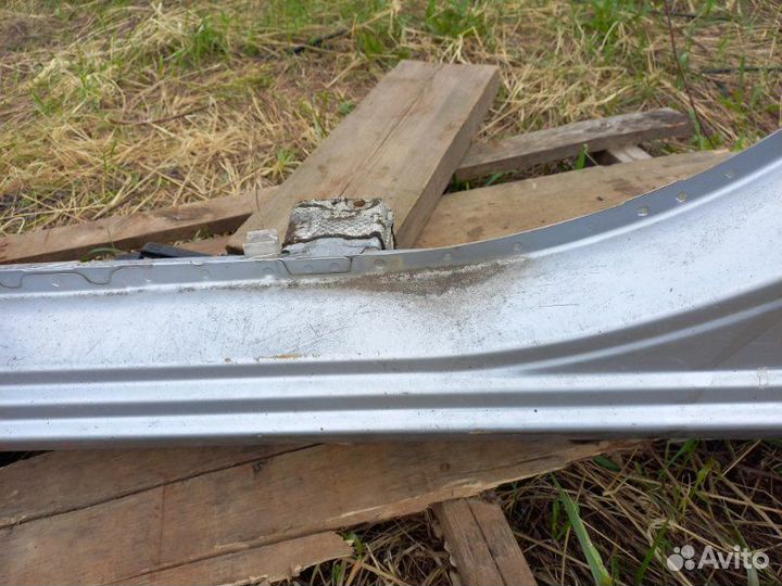 Порог левый Mitsubishi Lancer 10 седан 2011