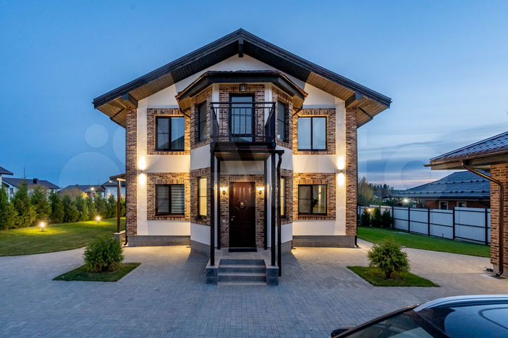 Дом 250 м² на участке 10 сот.