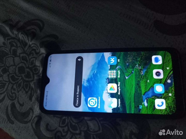 Xiaomi Redmi 8, 3/32 ГБ