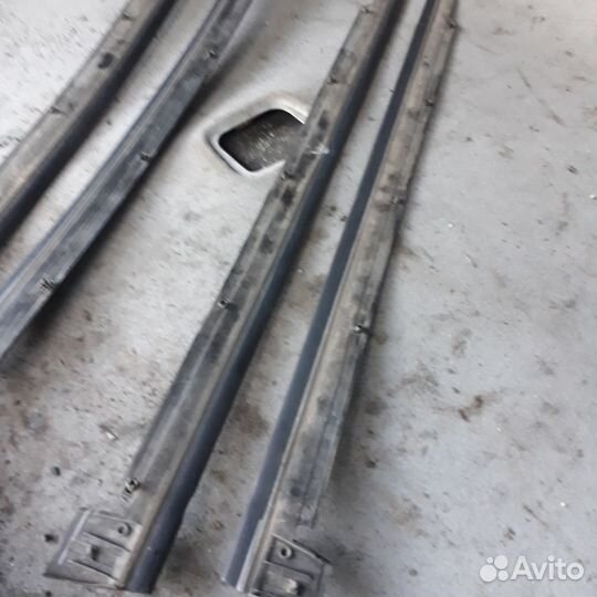 Бархотки наружные на дверь Ауди А4Б5