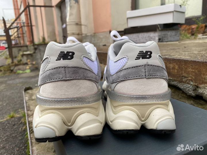 New Balance 9060