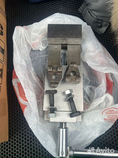 Тиски лекальные