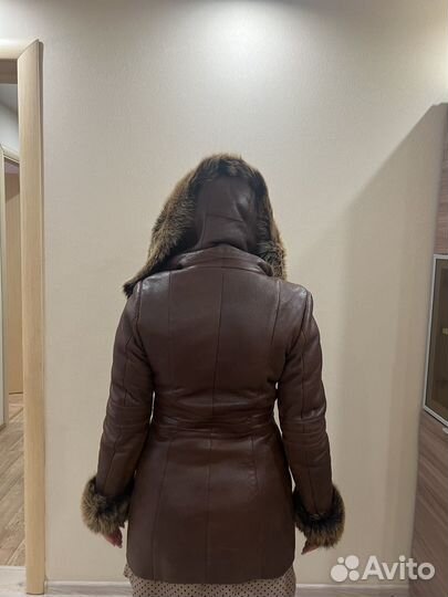 Дубленка женская натуральная р.42-44