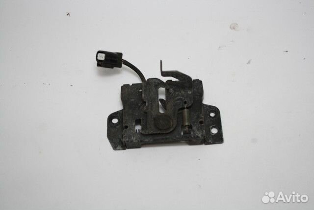 Замок капота 5908A058 Mitsubishi Pajero 4