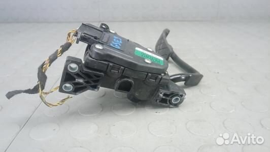 Педаль газа audi A8 D3 (GSE09NW02)