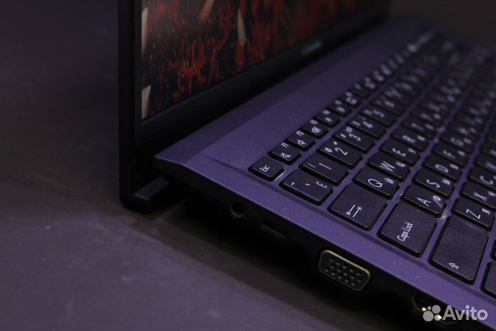 Надежный Asus ExpertBook