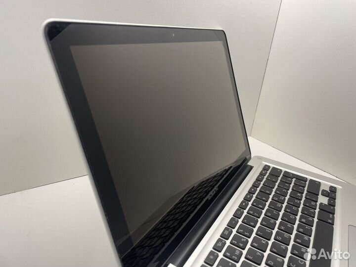 Apple Maxbook Pro 13 Core i7/16Gb/SSD