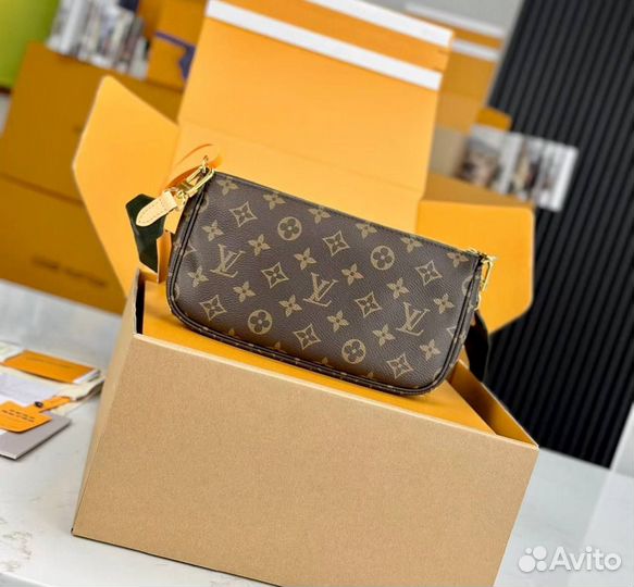 Женская сумка Louis Vuitton / Multi Pochette Acces