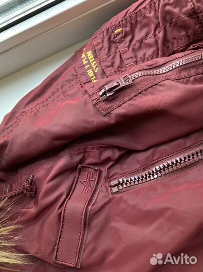 Женская парка alpha industries