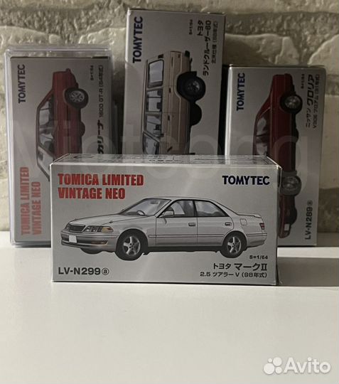 Toyota Mark 2.5 tourer V модель 1:64 Tomica TLV