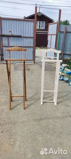 Вешалка напольная натуральное дерево