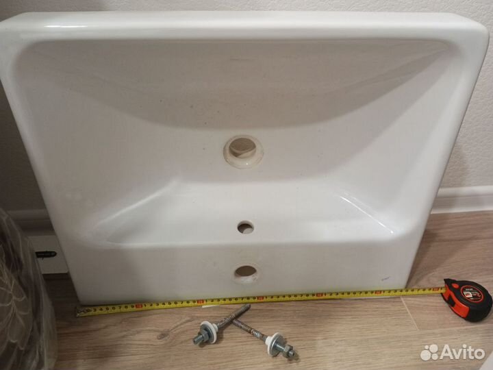 Раковина для ванной и сифон с переливом+отводом