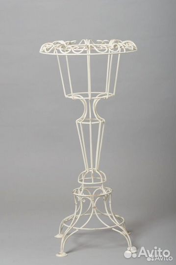 Подставка для цветов ручная работа