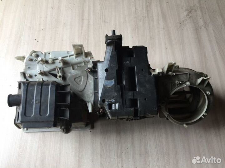 Корпус печки отопителя Nissan Cefiro A32 с1994-200
