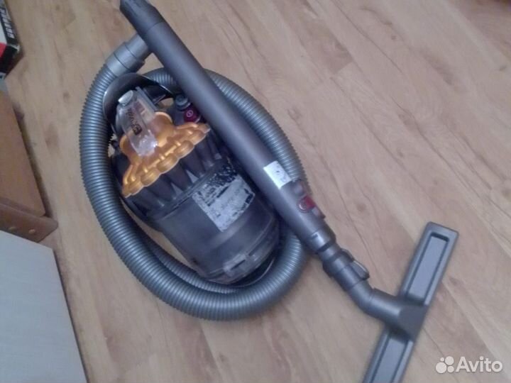 Пылесос Дайсон dyson dc22