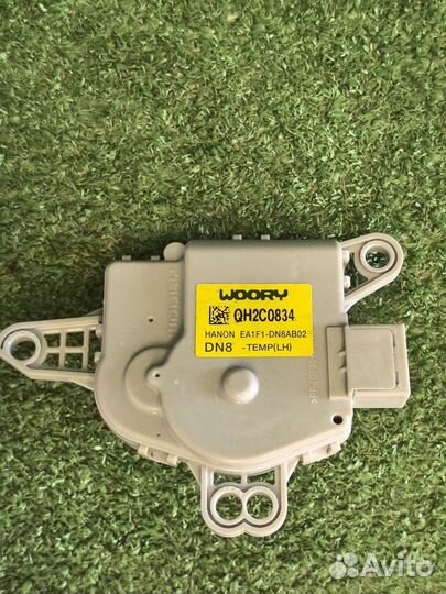 Моторчик заслонки печки Hyundai Santa Fe TM D4HE