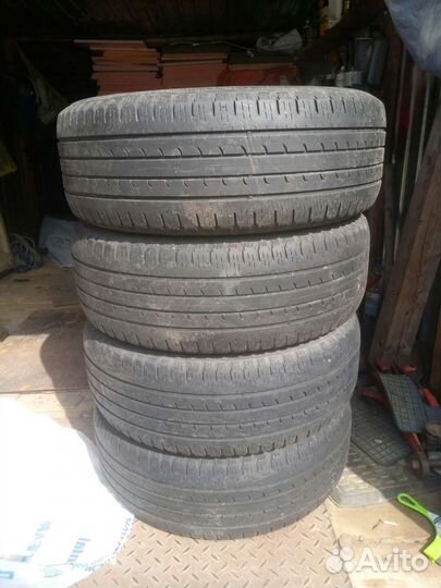 Goodyear EfficientGrip SUV 4x4 235/55 R19 105