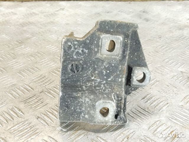 Кронштейн кпп Mitsubishi Lancer 9