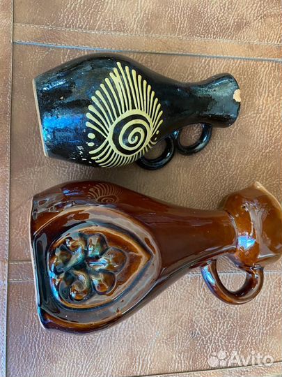 Глиняный кувшин старинный