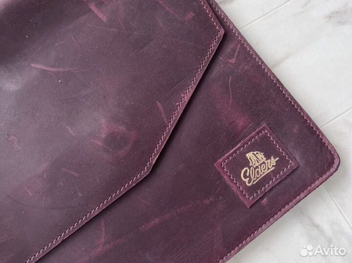 Кожаный чехол для ноутбука