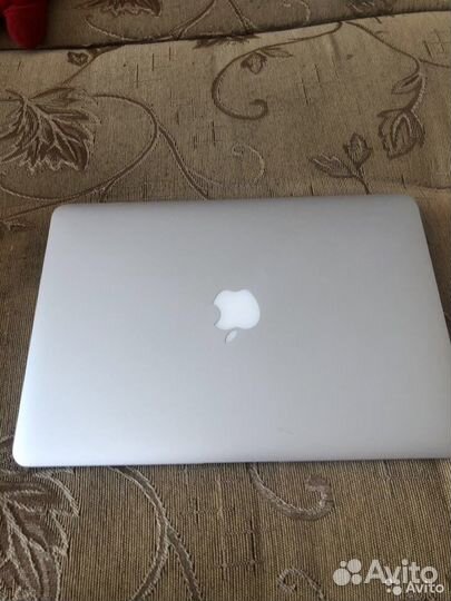 MacBook