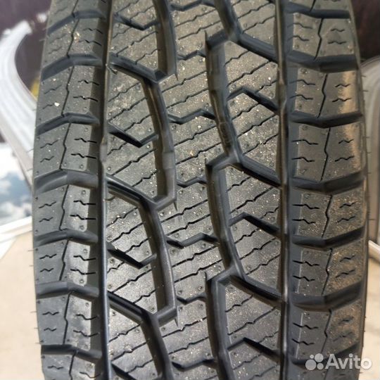 Goodride SL369 A/T 235/75 R15 109