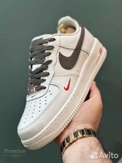 Nike air force 1 белые с темн.серым разм. 38